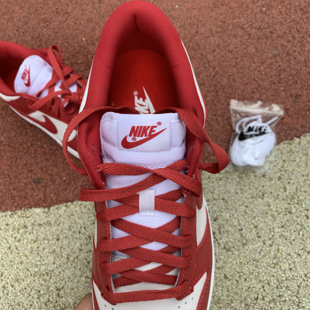 dunk low retro st john's