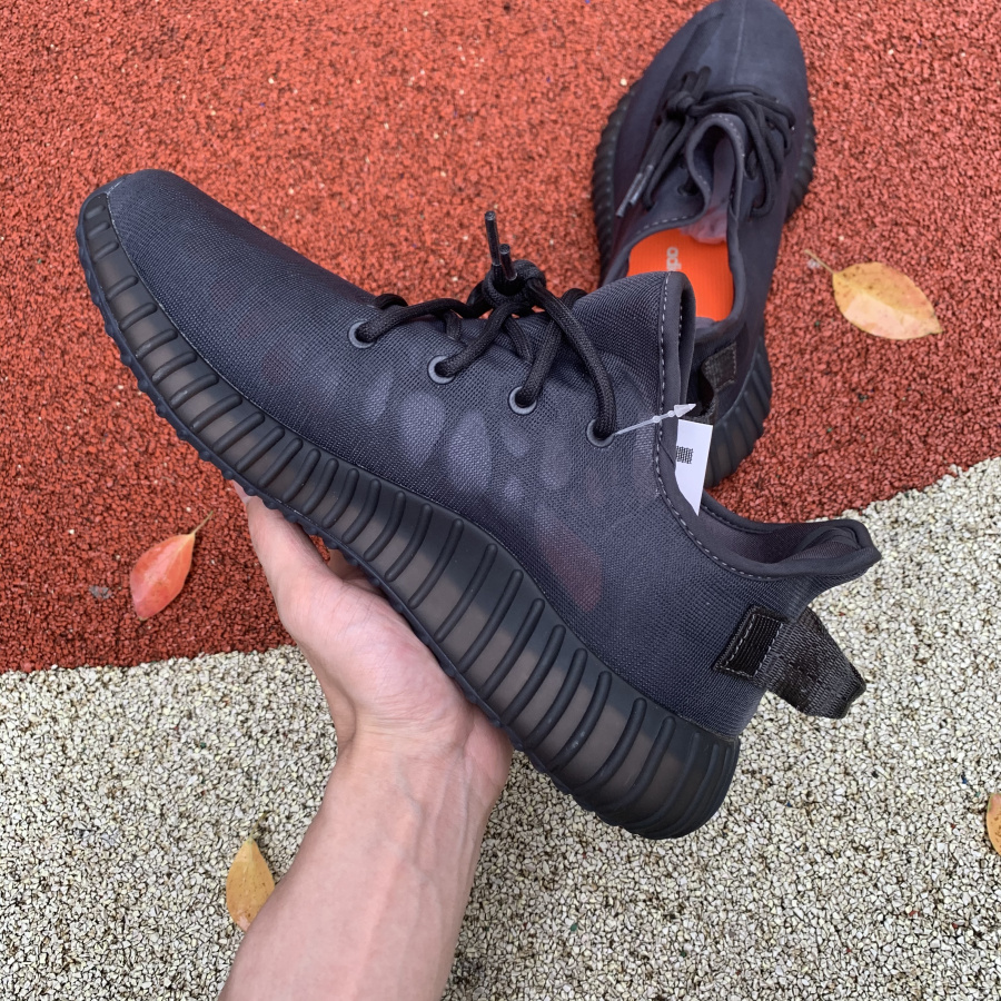 Yeezy Boost 350 V2 'Mono Cinder' - SneakerCharter.com