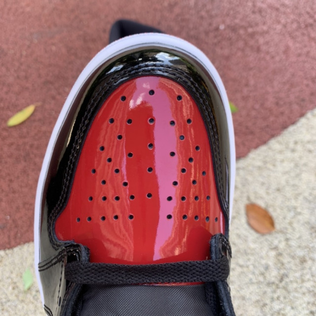 retro 1 bred patent