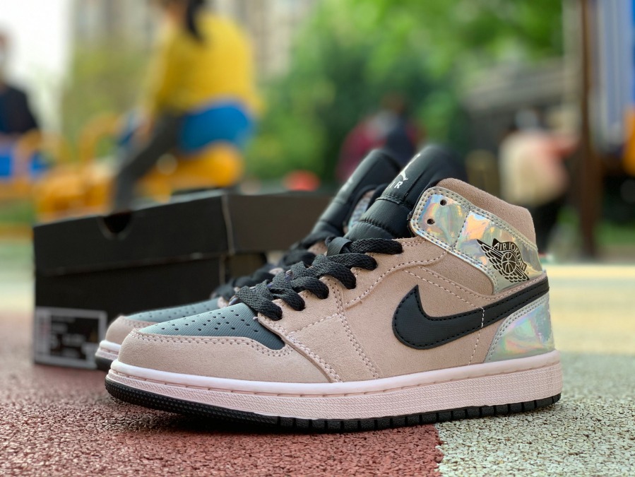jordan mid iridescent
