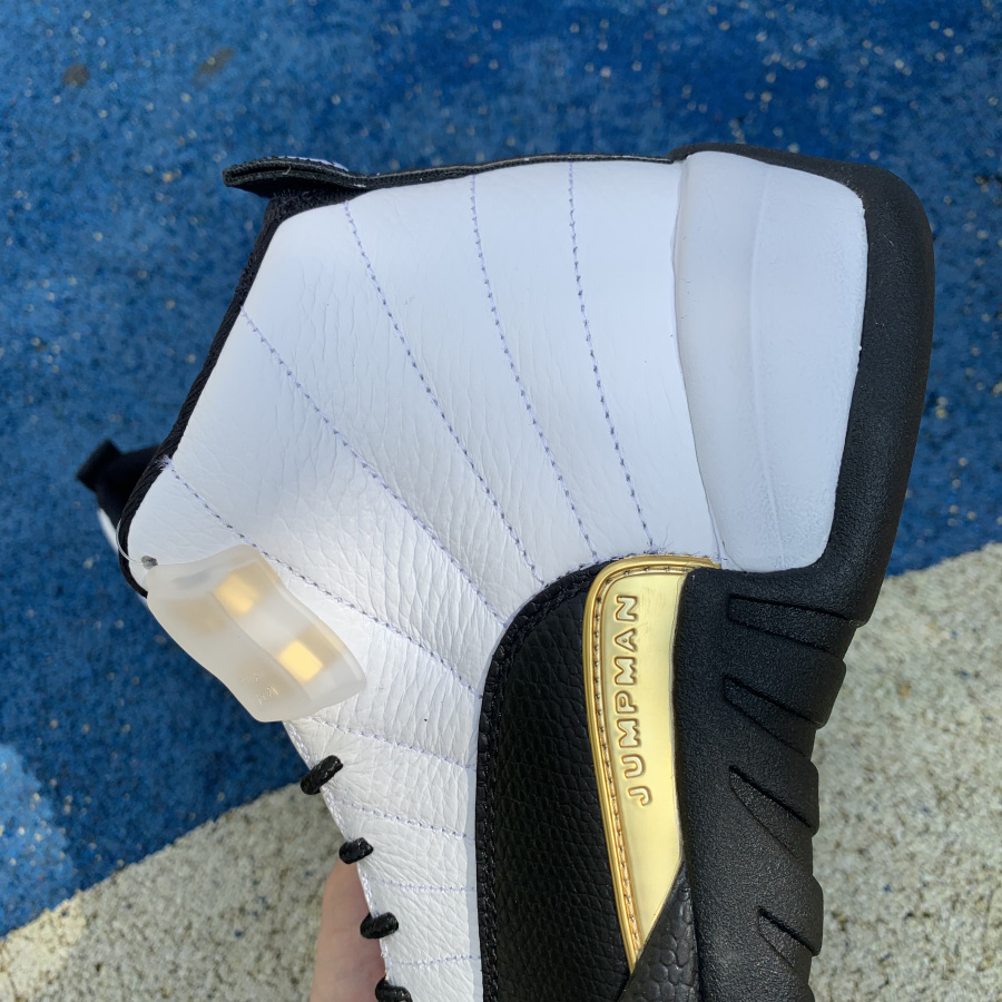 royalty retro 12