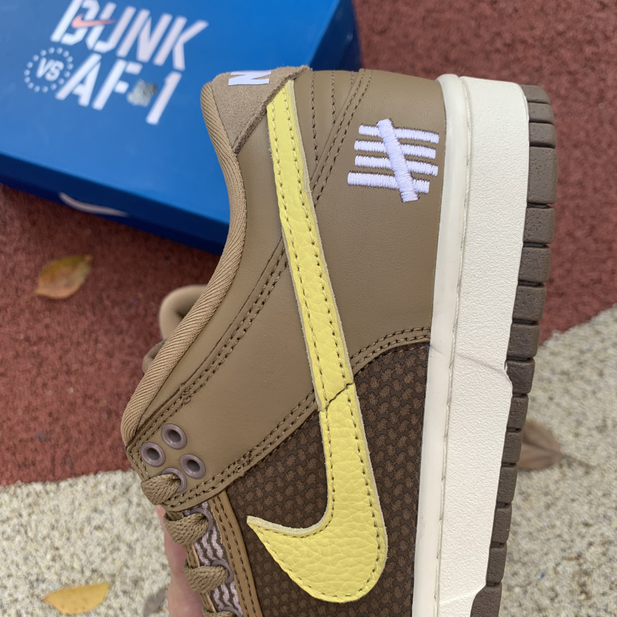 Undefeated x Dunk Low SP 'Canteen'