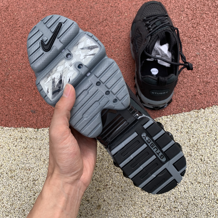 stussy x air zoom spiridon caged