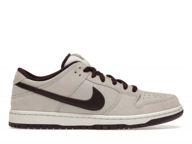 Dunk Low Pro SB 'Desert Sand Mahogany' - SneakerCharter.com