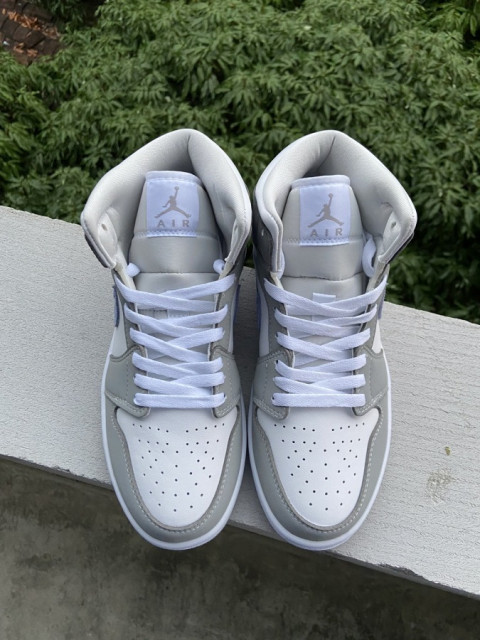 Wmns Air Jordan 1 Mid 'Wolf Grey Aluminum' - SneakerCharter.com