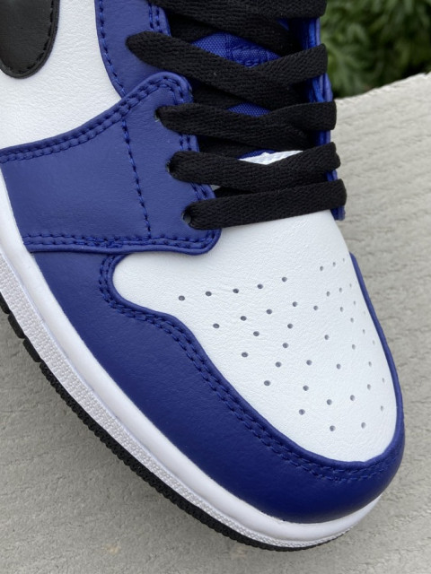 Air Jordan 1 Low 'White Deep Royal Blue' - SneakerCharter.com