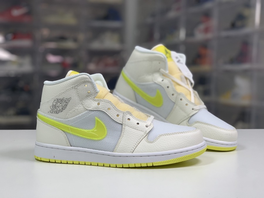 wmns 1 mid se voltage yellow