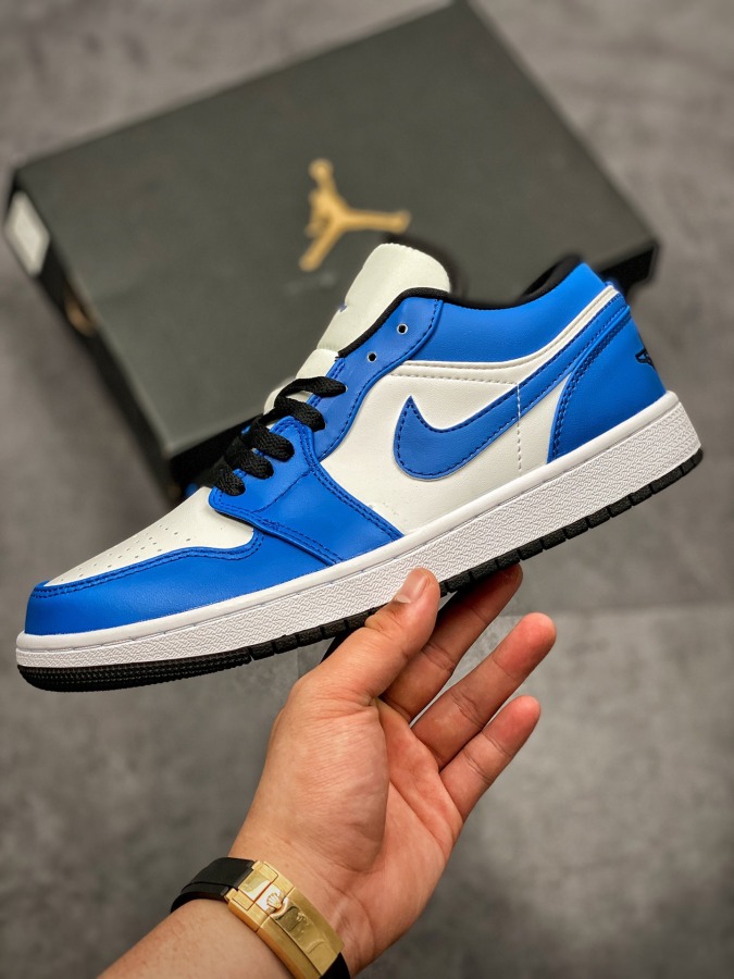 Air Jordan 1 Low 'Game Royal' - SneakerCharter.com