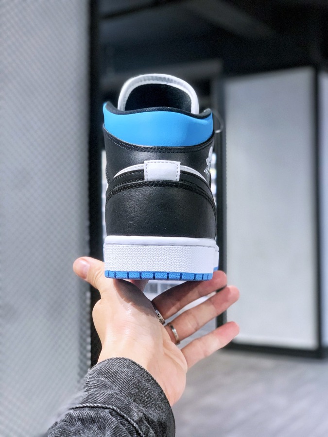 nike air jordan 1 mid purple pulse