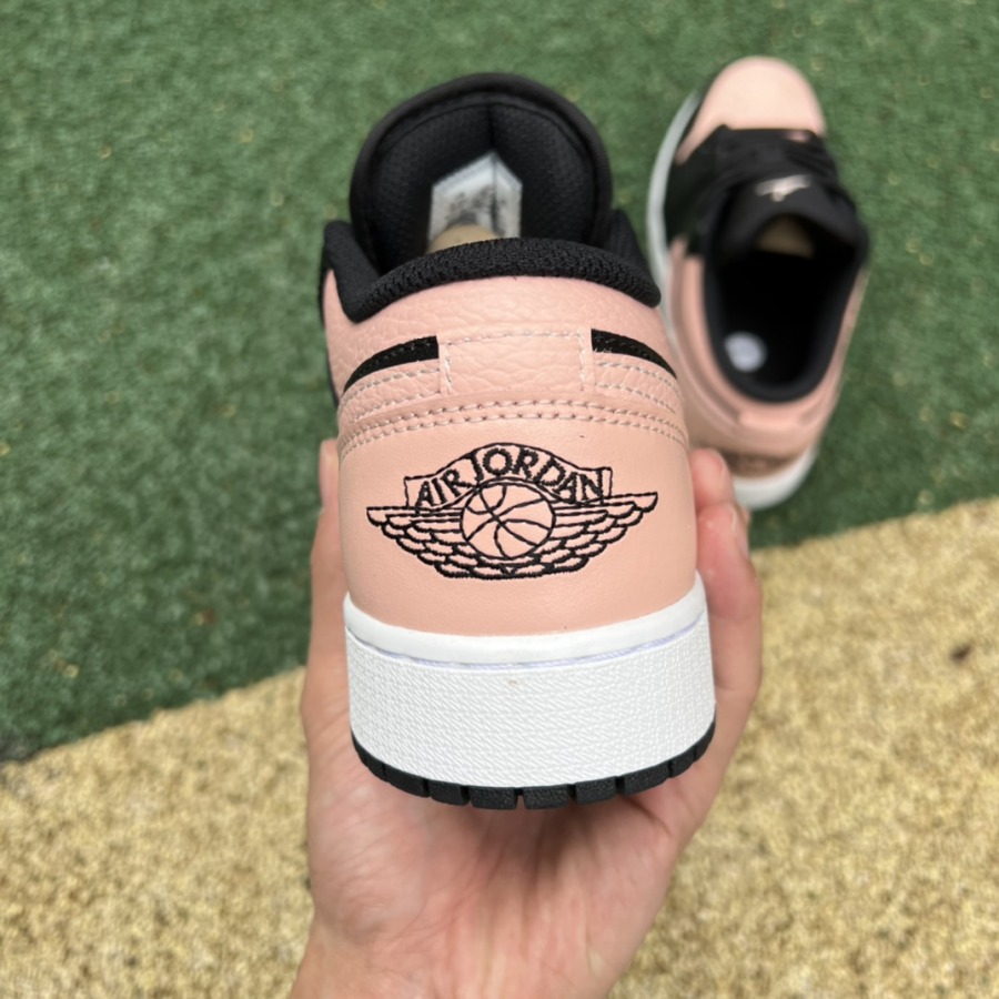 air jordan 1 low crimson tint