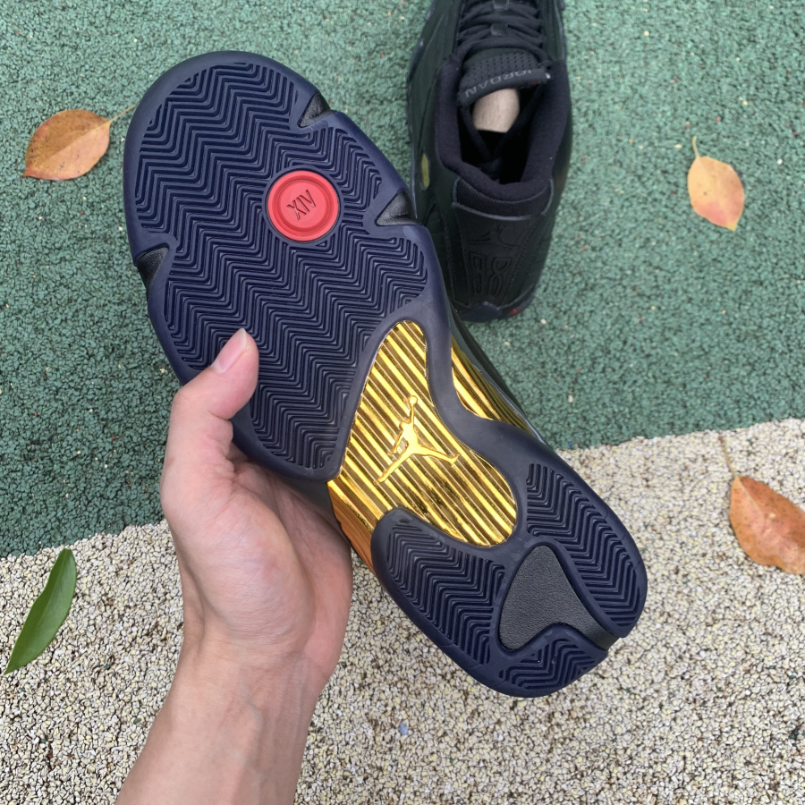 retro 14 defining moments