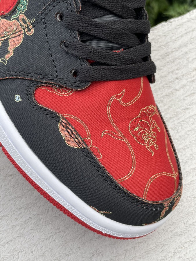 Air Jordan 1 Low OG 'Chinese New Year'