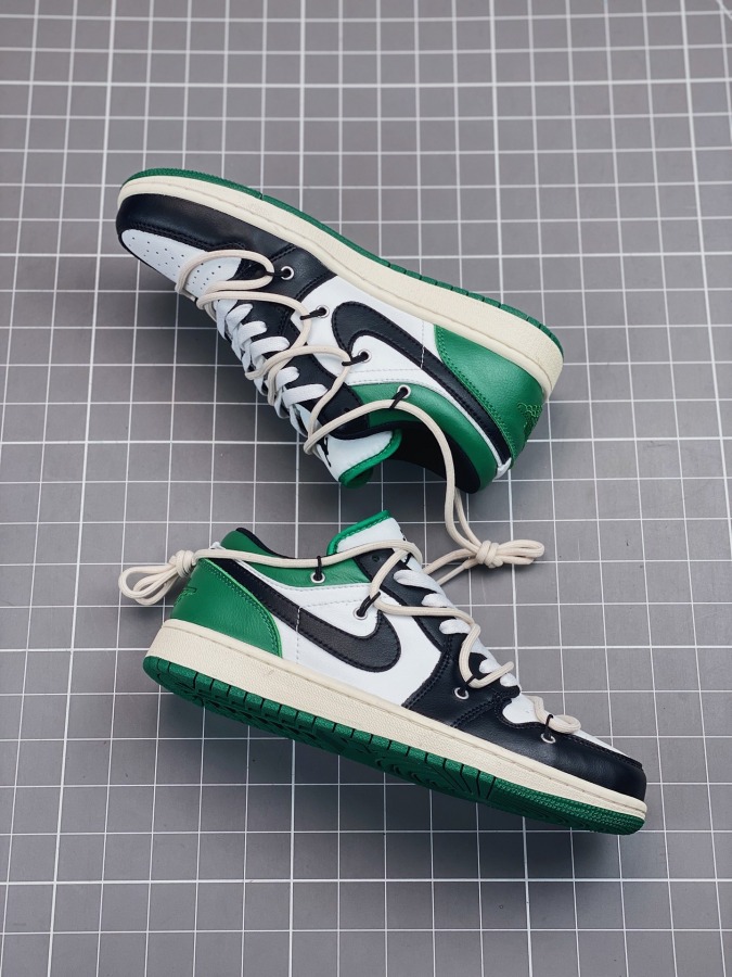 nike jordan 1 low mystic green