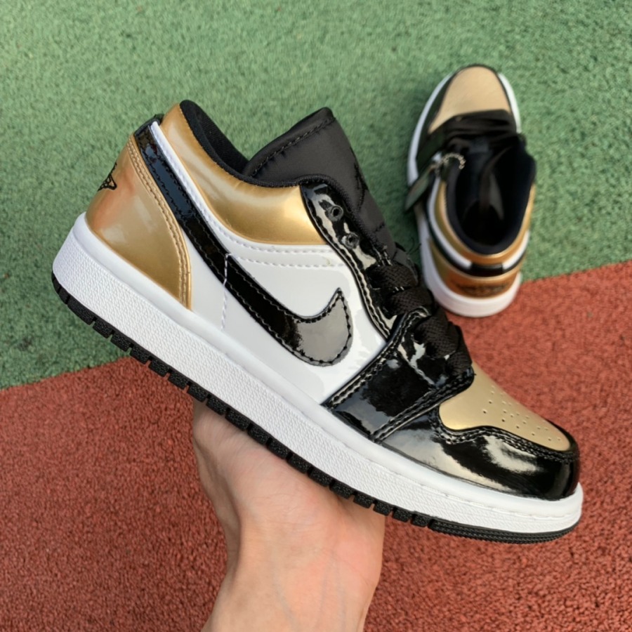 jordan 1 high gold toe