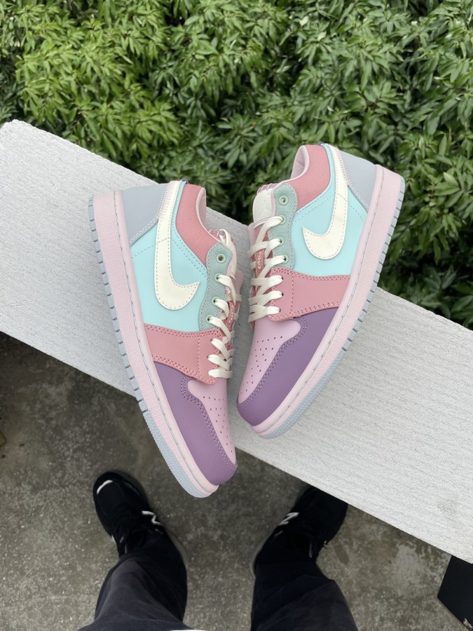 Air Jordan 1 Low SE 'Easter Pastel'