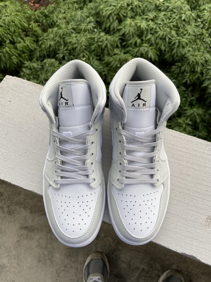 jordan 1 mid grey camo