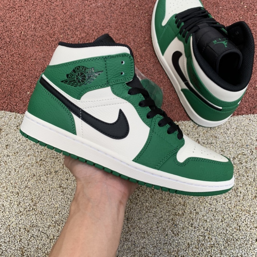 Air Jordan 1 Mid 'Pine Green' - SneakerCharter.com