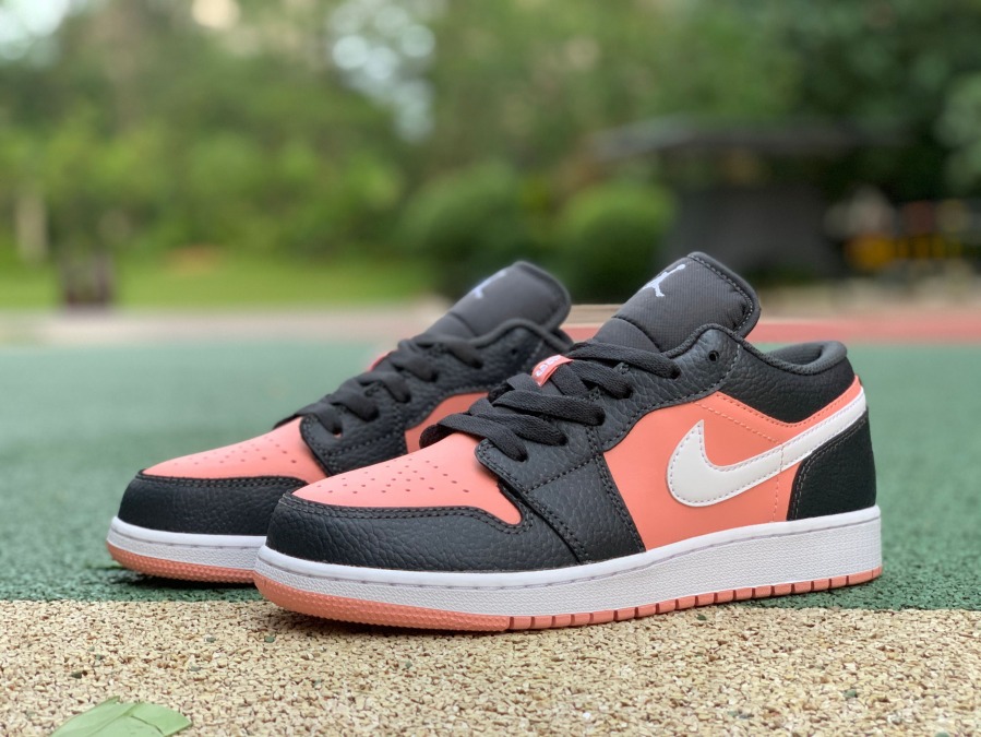 jordan low pink quartz