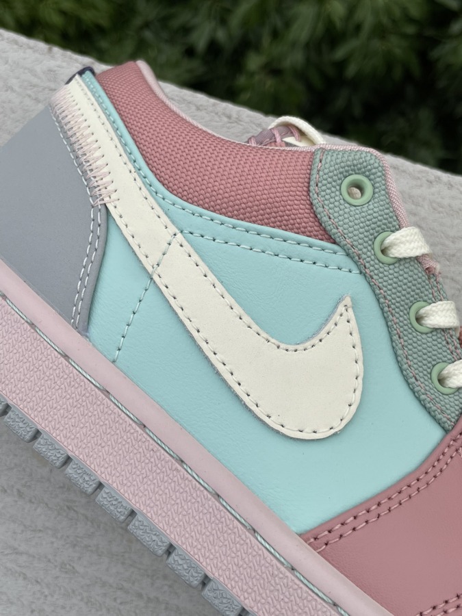 Air Jordan 1 Low SE 'Easter Pastel'