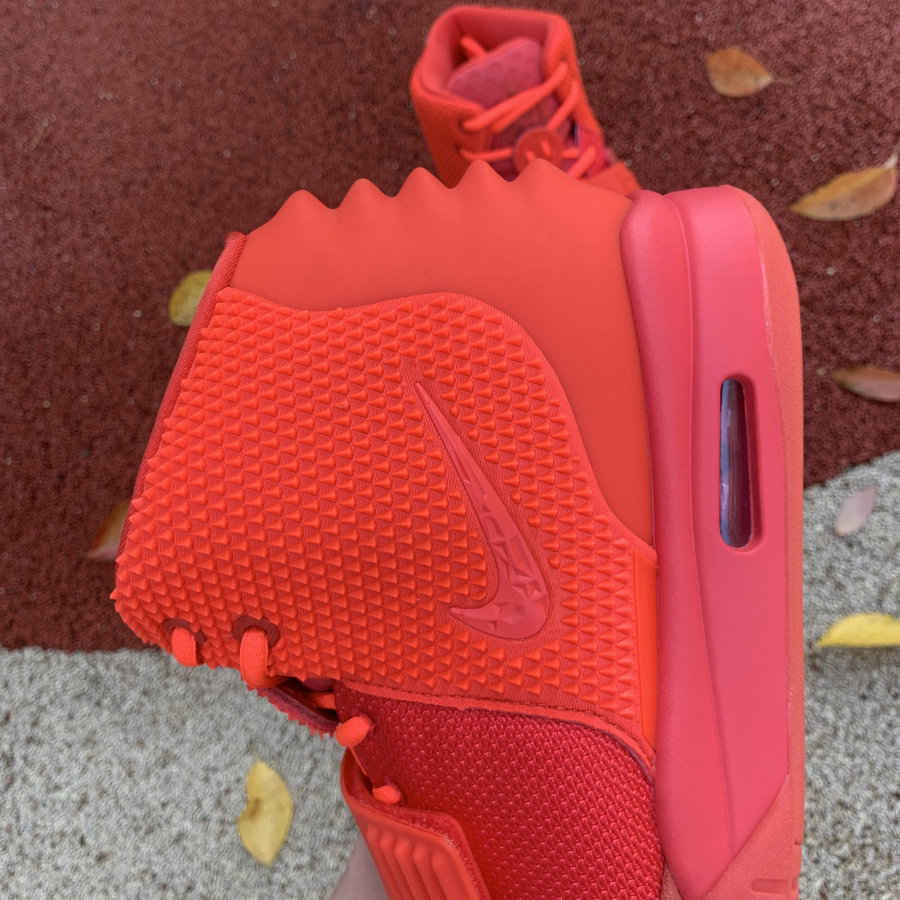 yeezy 2 sp red october