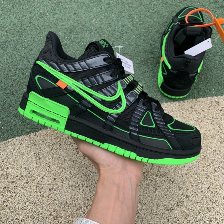 Off-White x Air Rubber Dunk 'Green Strike' - SneakerCharter.com