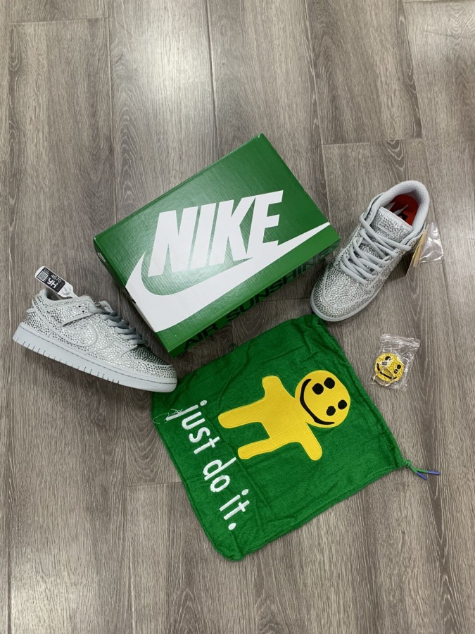 nike x cactus plant flea market x swarovski