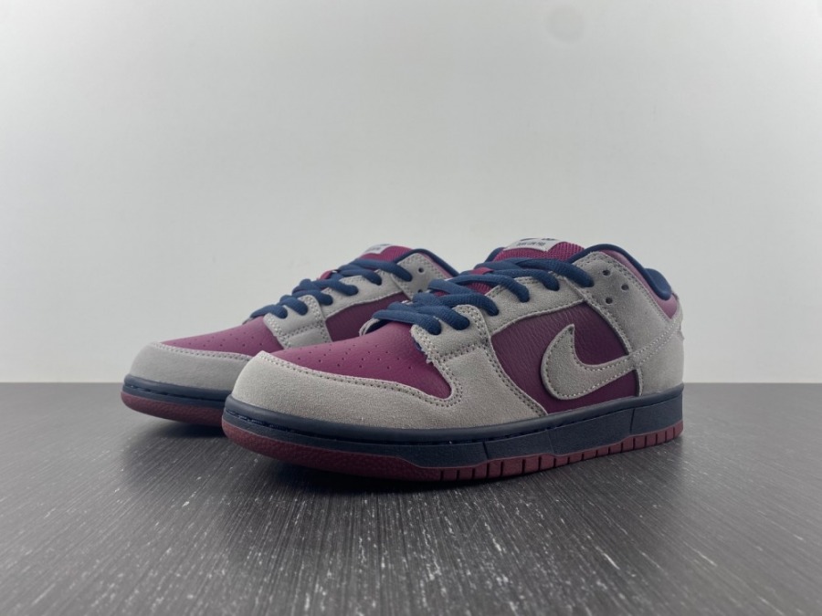 sb dunk true berry
