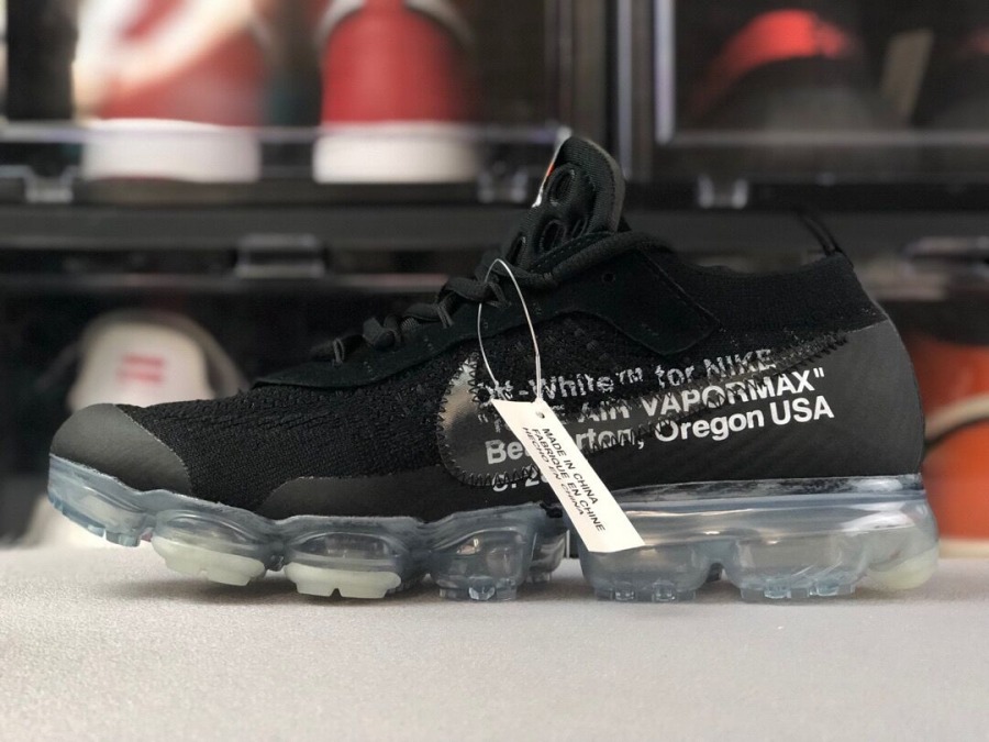 vapormax plus x off white