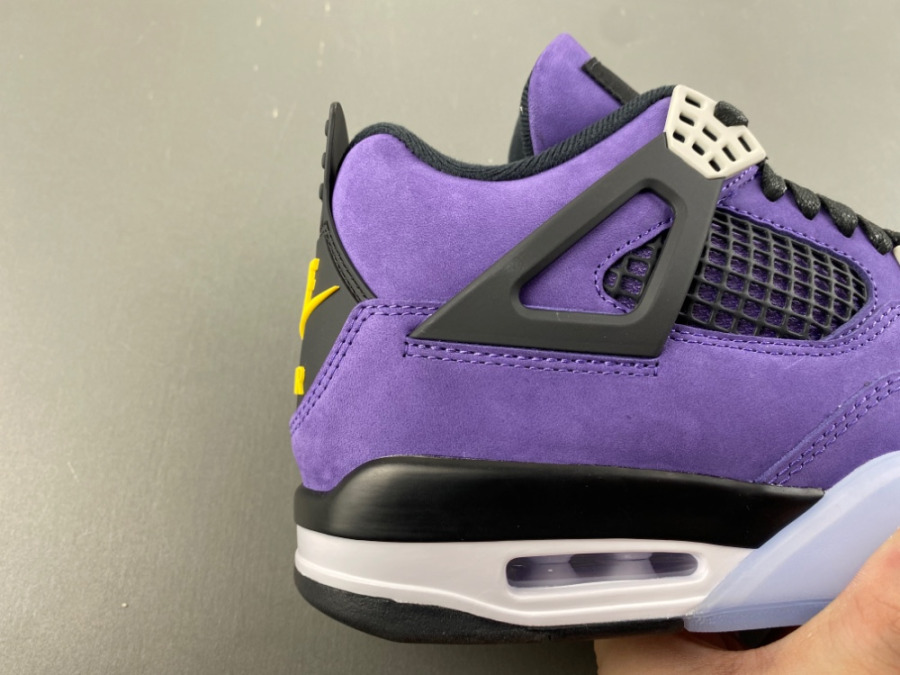 Air Jordan 4 Retro 'Lakers' 2025 - SneakerCharter.com